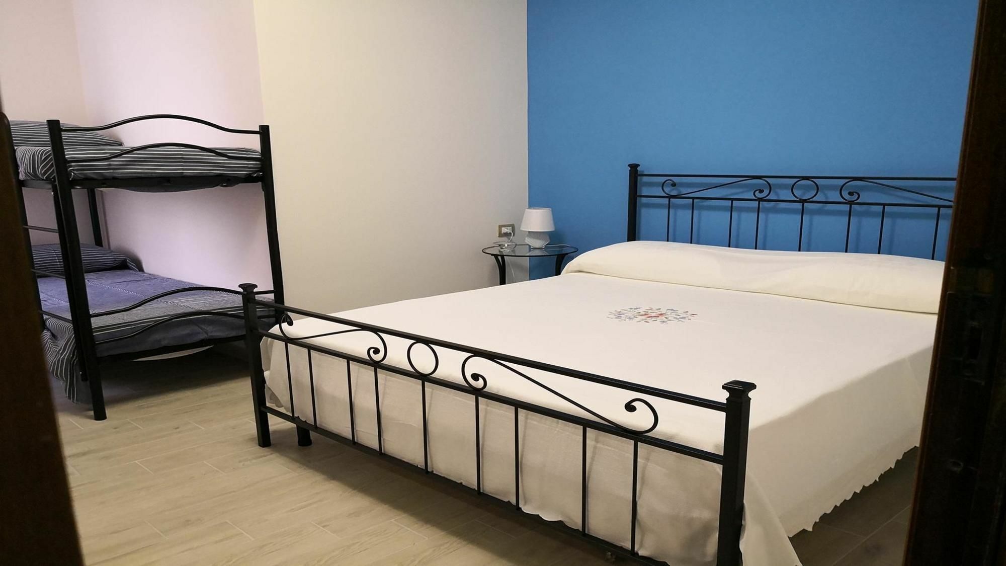 나폴리 Fenesta Vascia B&B 외부 사진