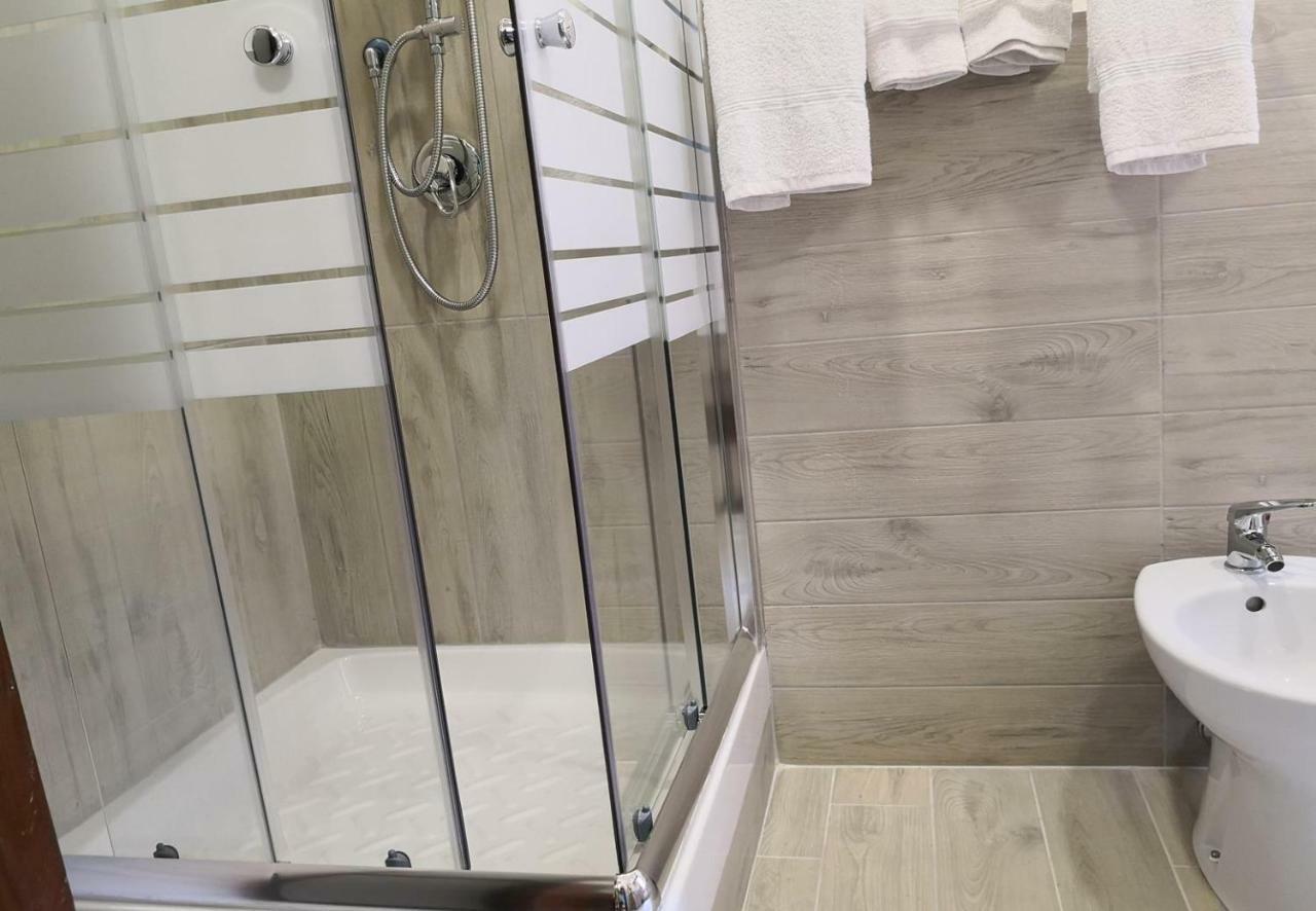 나폴리 Fenesta Vascia B&B 외부 사진