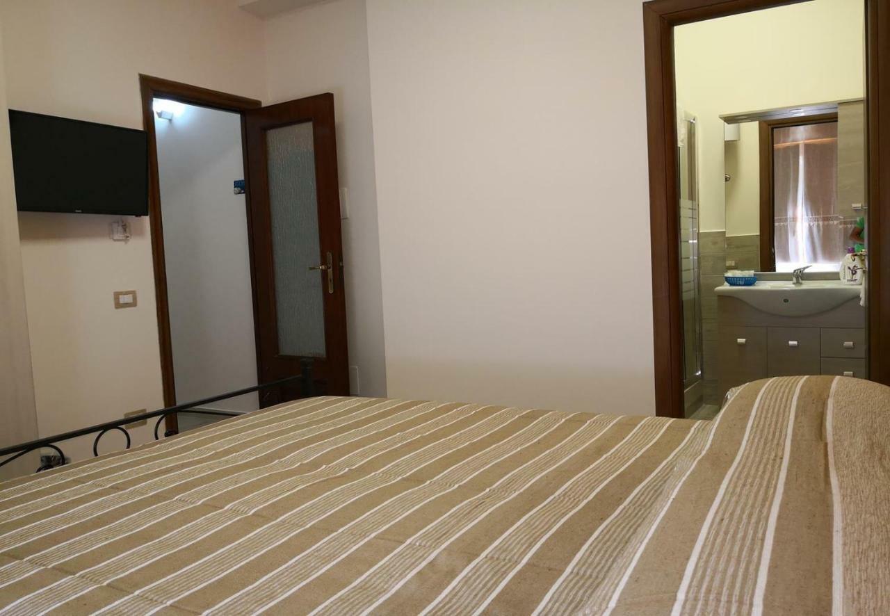 나폴리 Fenesta Vascia B&B 외부 사진