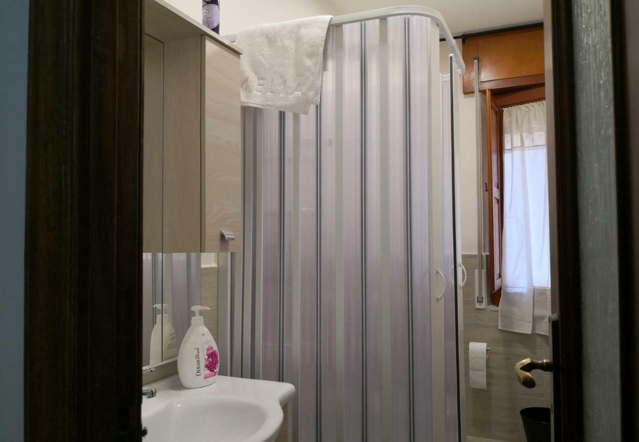 나폴리 Fenesta Vascia B&B 외부 사진
