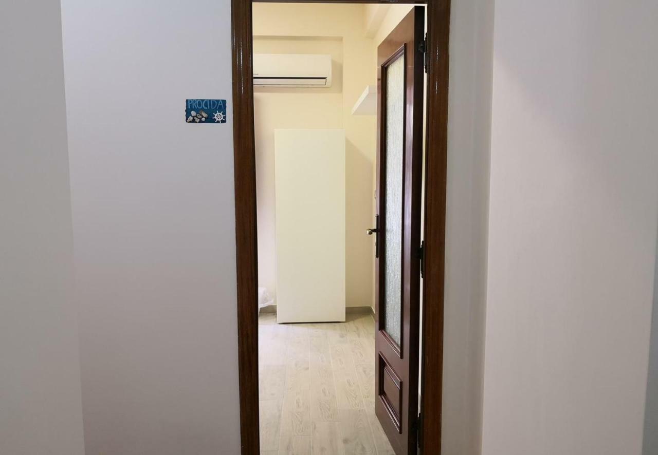 나폴리 Fenesta Vascia B&B 외부 사진